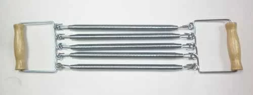  Эспандер пружинный  дерев.ручки по низким ценам в Томске и Северске