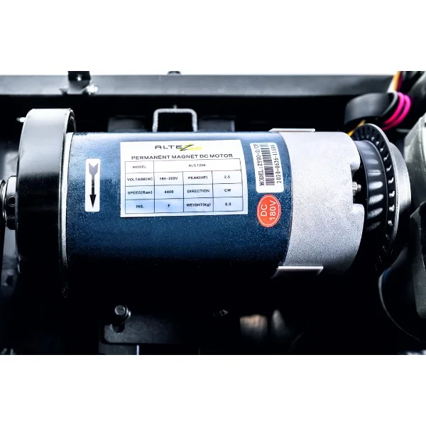  Беговая дорожка Altezani ALS1200 по низким ценам в Томске и Северске