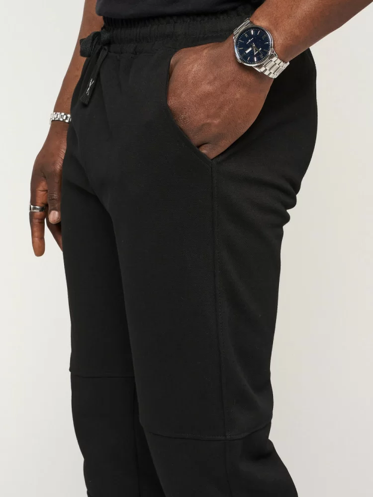 Фото Брюки мужские с манжетом (55% хлопок, 45%полиэстер) черный MF062 со склада магазина СпортСЕ