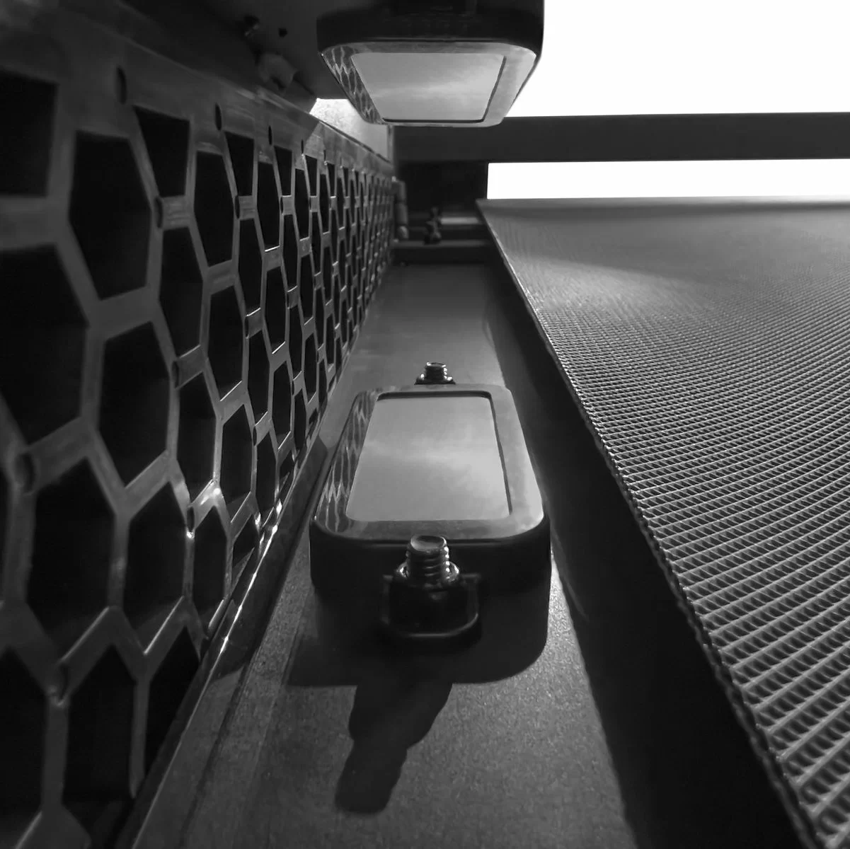 Фото Беговая дорожка Titanium Masters Maglev M220 со склада магазина СпортСЕ