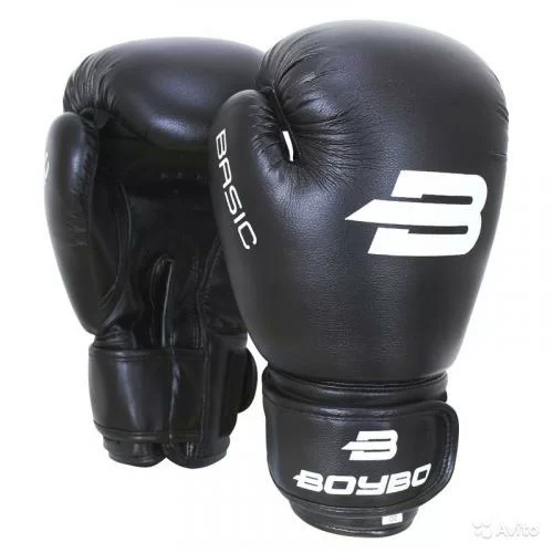 Фото Перчатки боксерские BoyBo Basic черные BBG100 со склада магазина СпортСЕ
